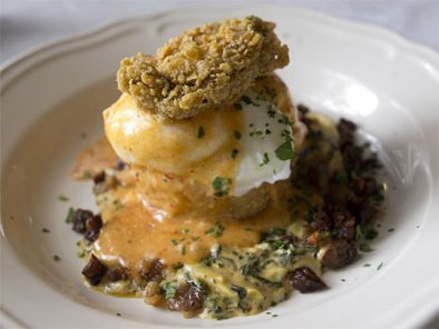 Poached eggs with fried green