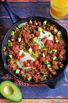 Chorizo Green Chile Breakfast Skillet. Start your day with a little spice with this Mexican dish. | hostthetoast.com