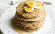 healthy quinoa banana pancakes