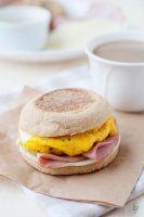 homemade Egg McMuffin - English muffin breakfast sandwich you can make at home and freeze. 1 minute in the microwave and it's ready to go!