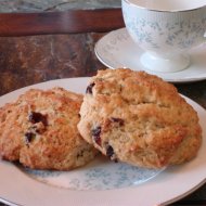 Restaurant-Quality Maple Oatmeal Scones
