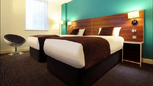 Days Inn breakfast Liverpool