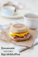 super easy to make breakfast idea: freezer friendly egg mcmuffins